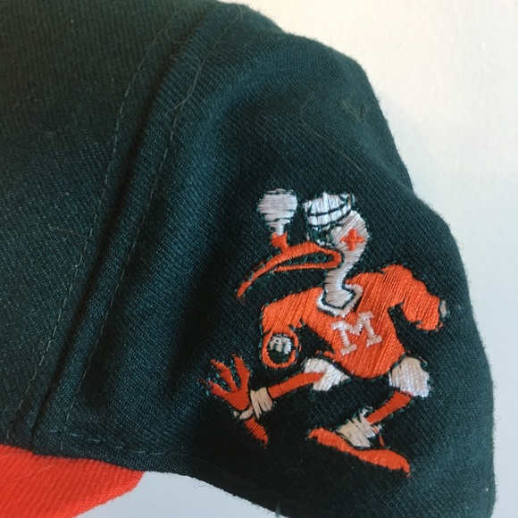 Starter Miami Hurricanes flat-bill hat. - Picture 2 of 5